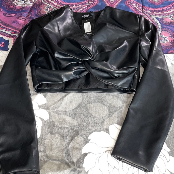 Crop top - Picture 3 of 6